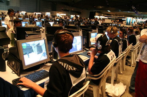 英格兰凭借 英格兰凭借