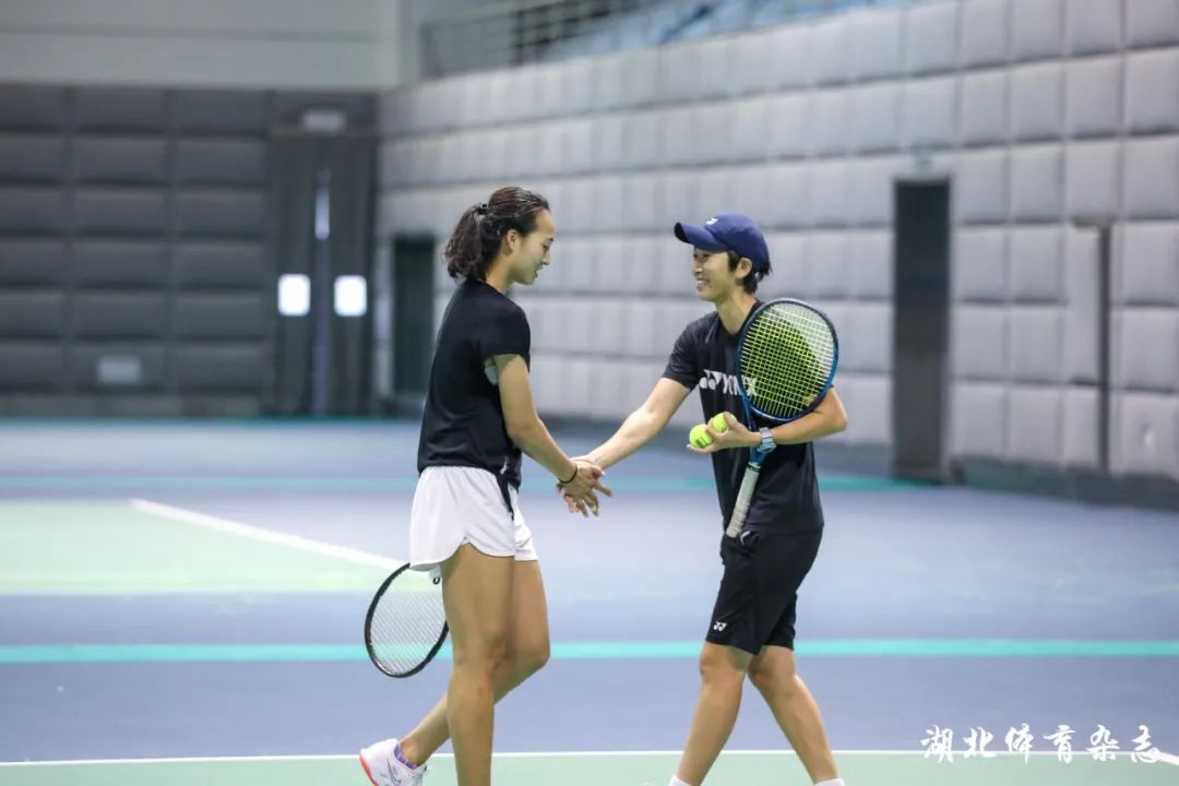 位的貴賓服 位的貴賓服