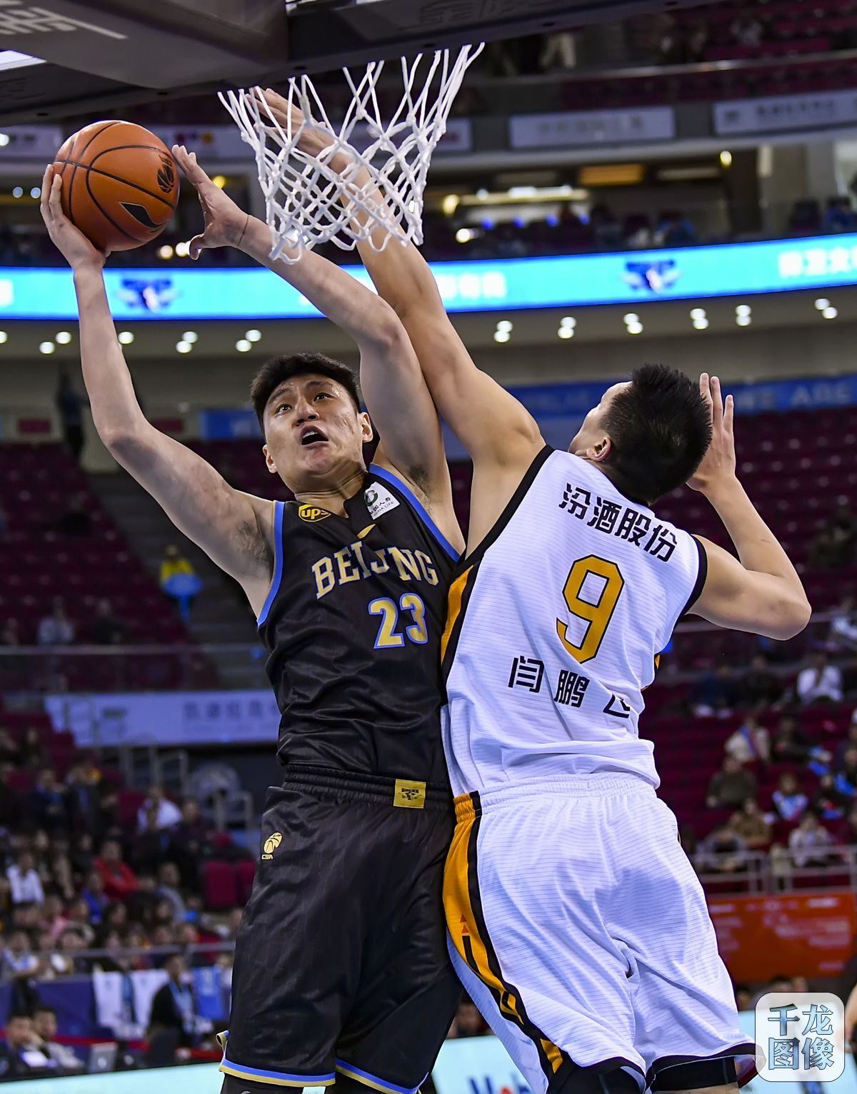 中场指挥官 中场指挥官